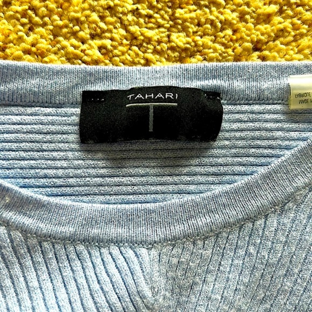 Tahari Light Blue/Periwinkle Comfy Sweater Top **Size M** - Picture 3 of 4